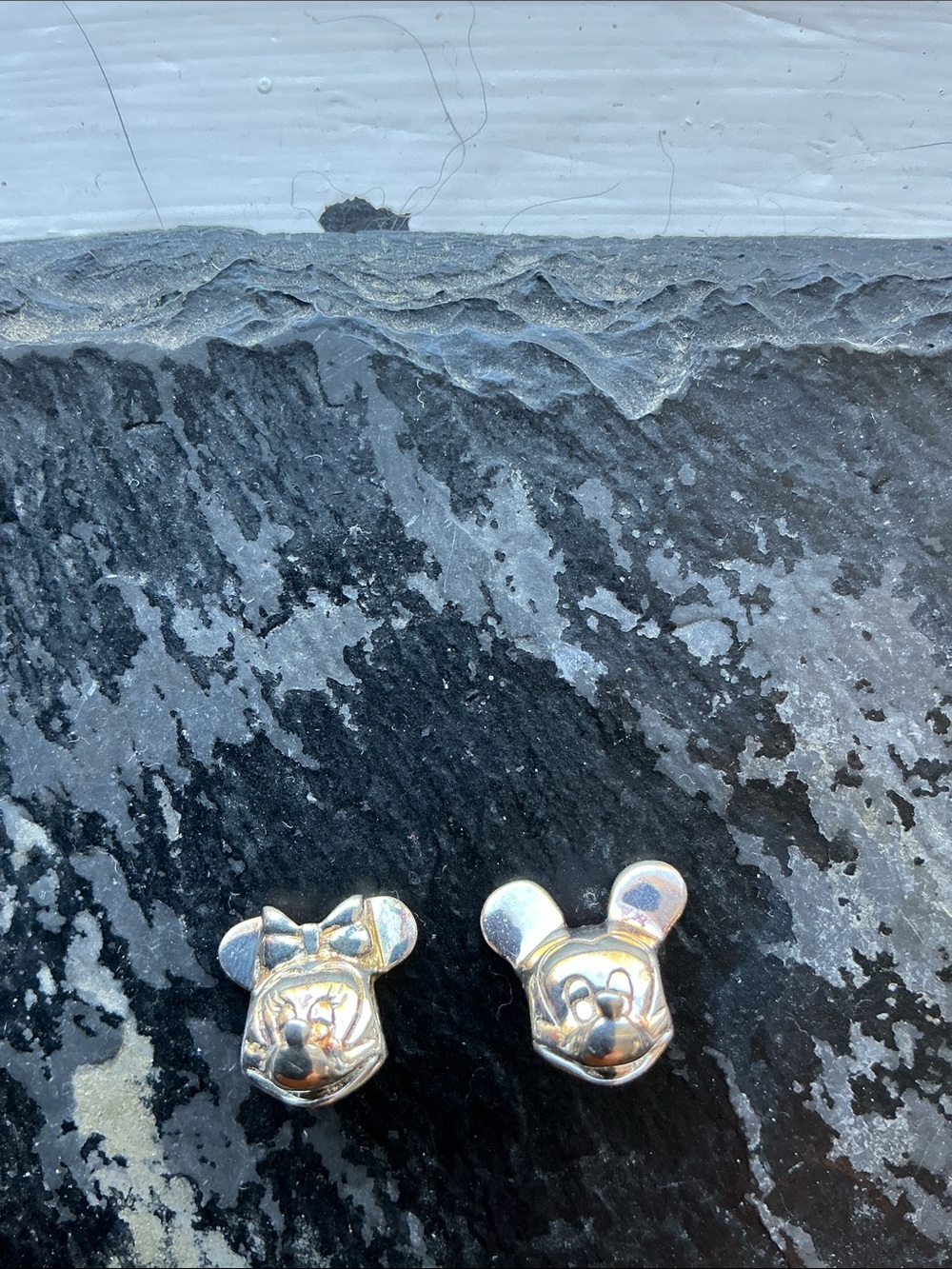 Chamilia Disney’s Micky Mouse and Minnie Mouse Charm /Bead - Silver